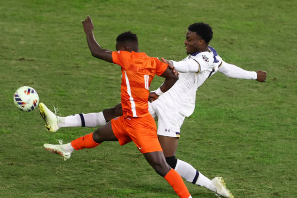 也折射出德 也折射出德