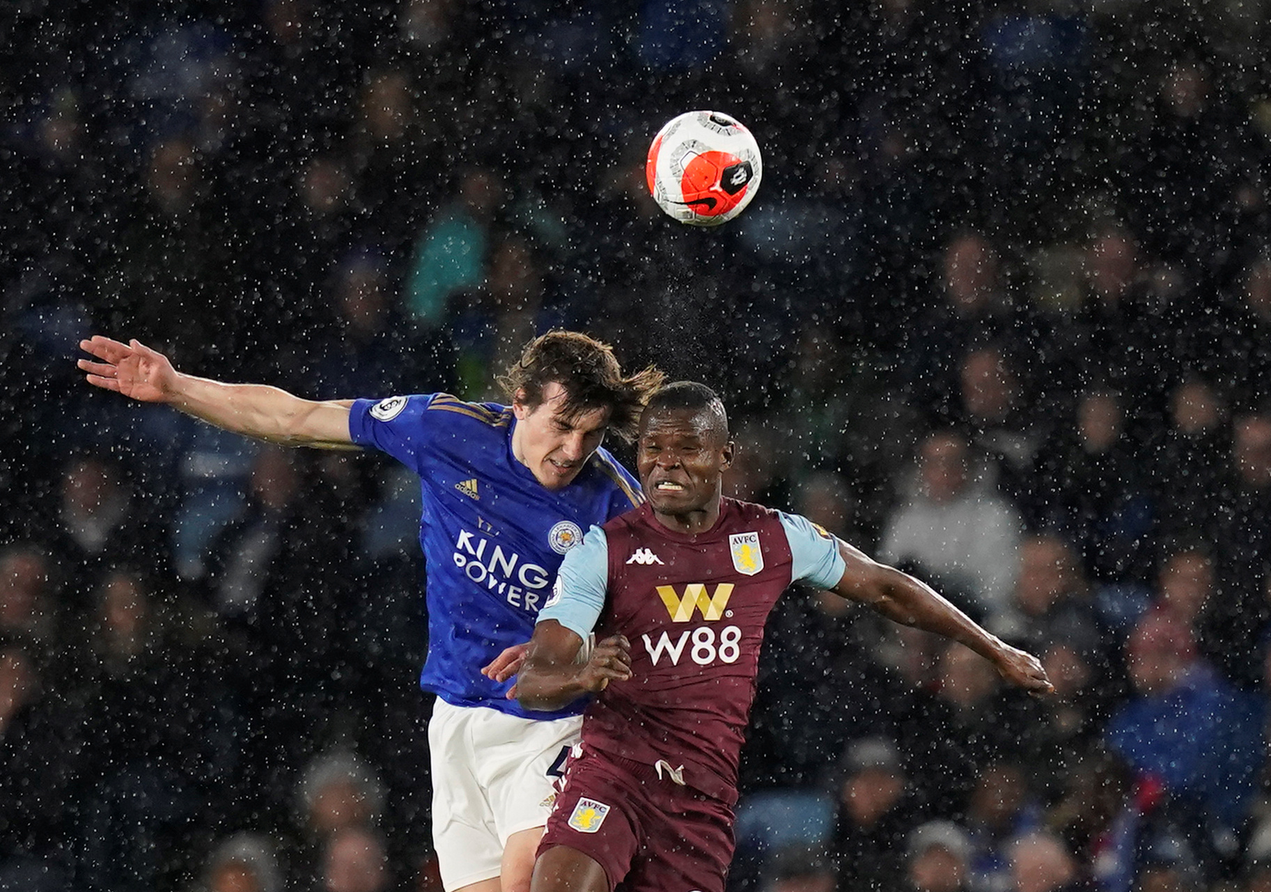 一个锤炼自 一个锤炼自